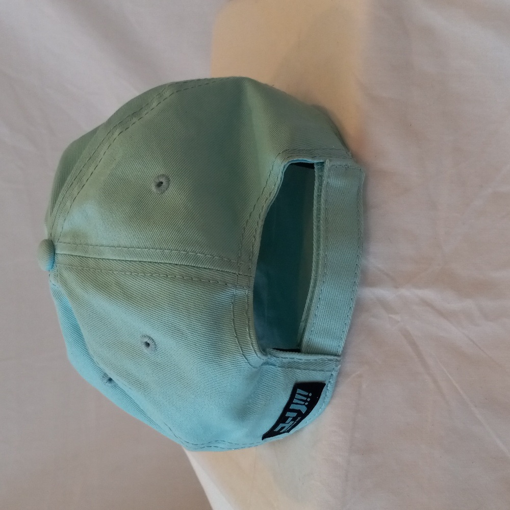 Cap - Picture 2 of 10